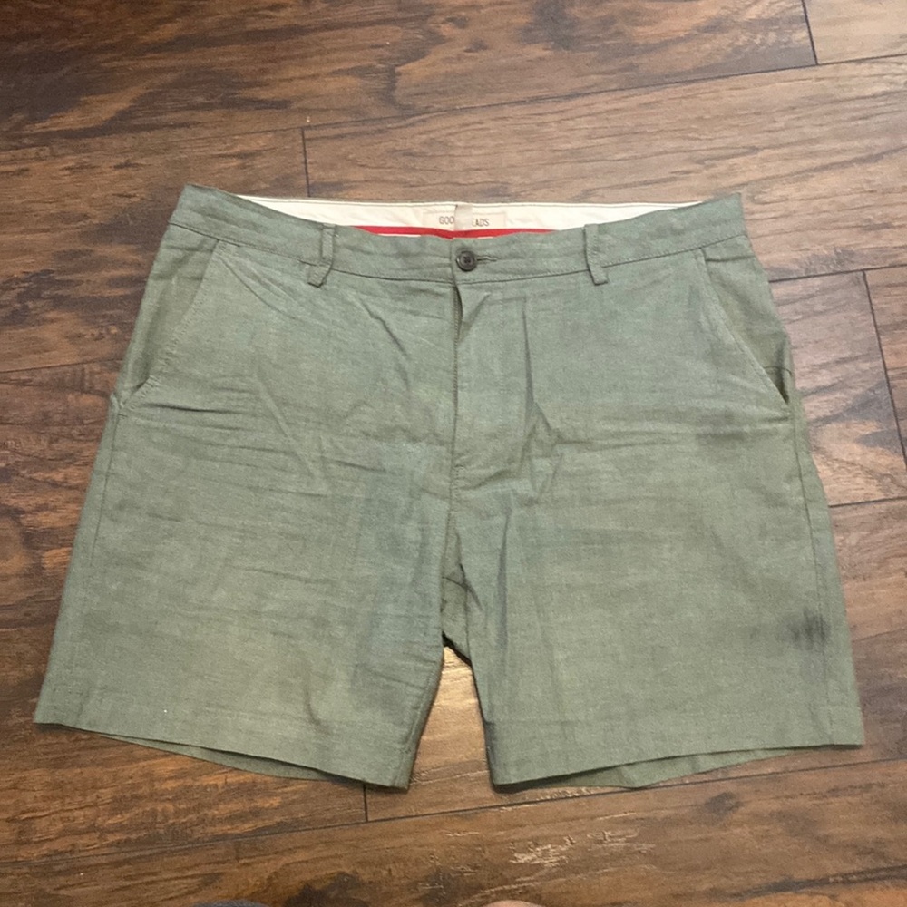 Green Shorts 7” Inseam